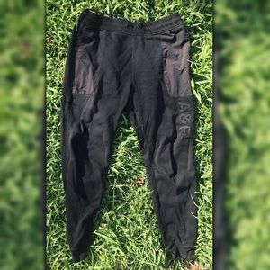 abercrombie & fitch black joggers small
